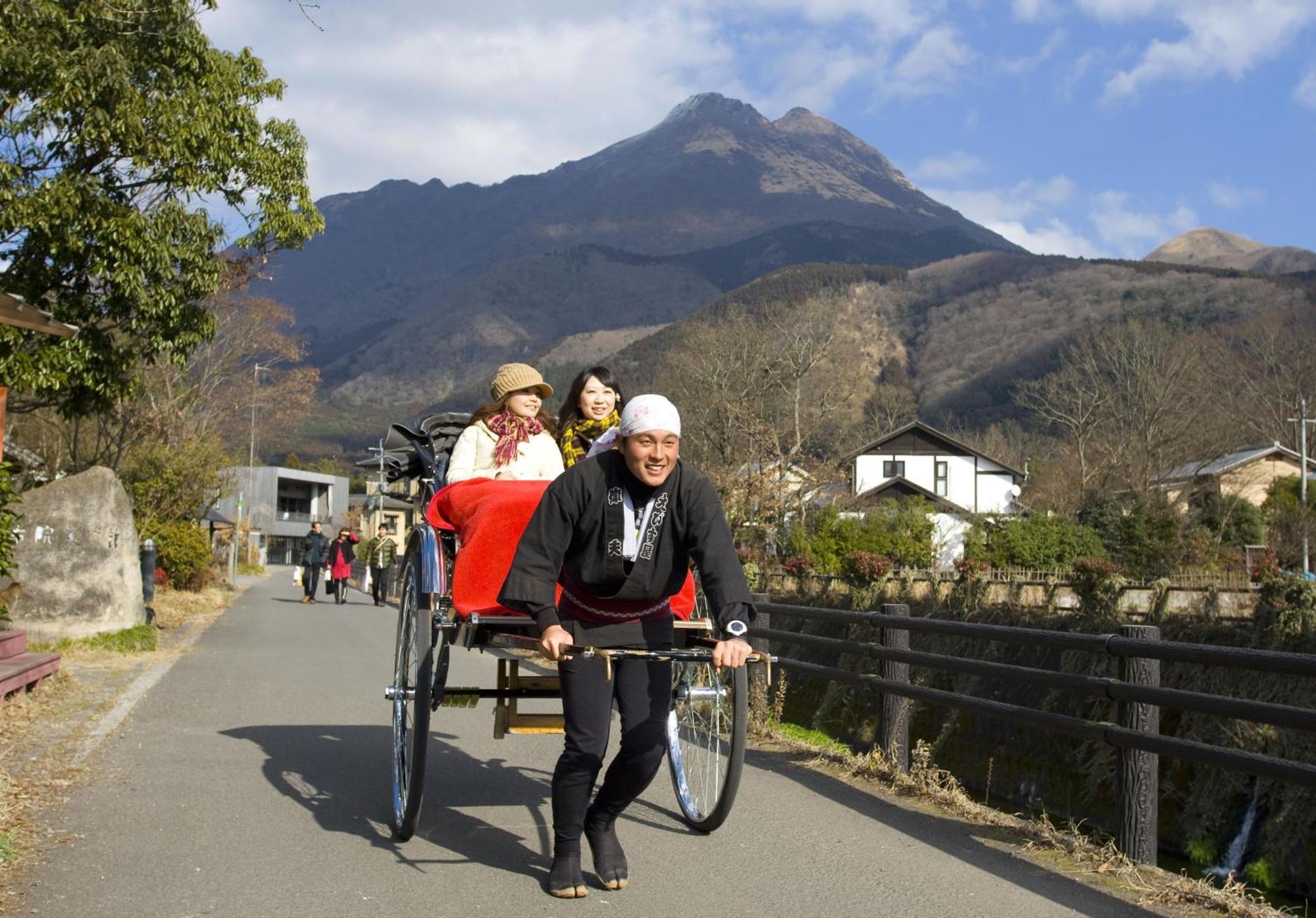 Hotel Housenkaku Beppu Exteriör bild